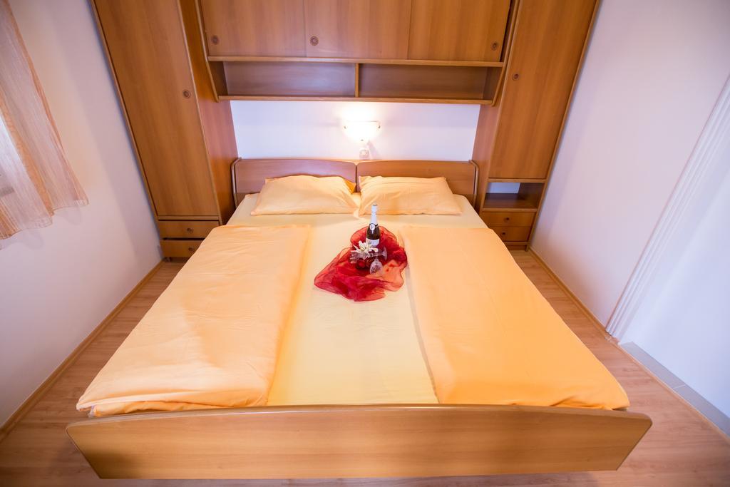 Apartments Dunja Piric โลปาร์ ห้อง รูปภาพ