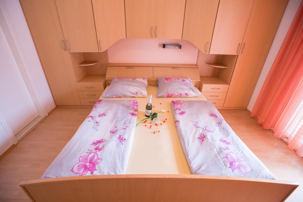 Apartments Dunja Piric โลปาร์ ห้อง รูปภาพ